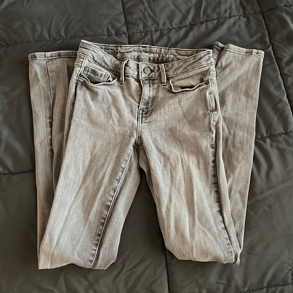 Calvin Klein Ultimate Skinny Jeans Distressed Light Grey Denim